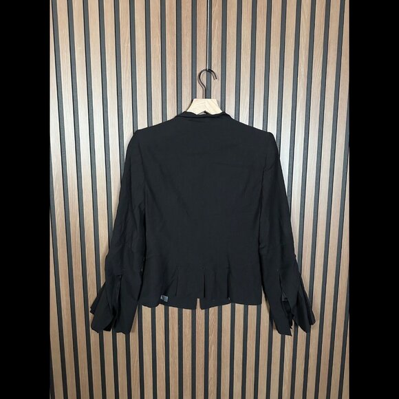 Amanda Wakeley Jacket US 8 Black Hook & Eye Wool 100% Silk Frayed Flare Sleeve - Picture 2 of 7
